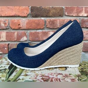 CL by laundry- Denim wedge espadrille- SZ  7.5. NEW